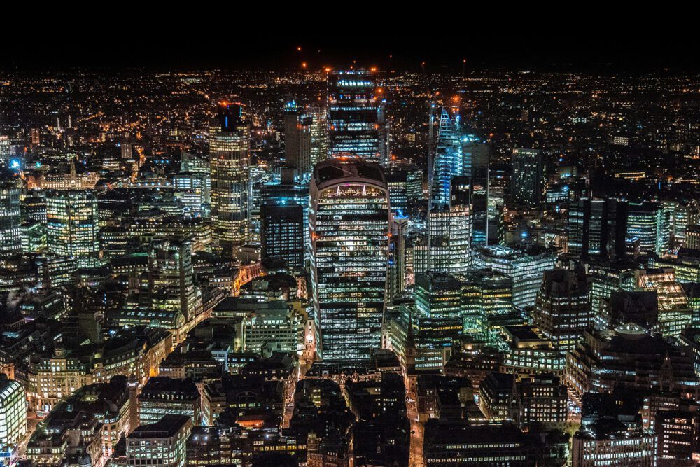 Christopher-Burns-on-Unsplash-London