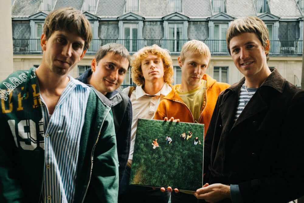 Parcels-Facebook
